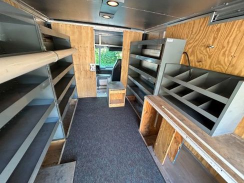 Used 2013 Ford E-350 and Econoline 350 Super Duty w/ Air Conditioning Prep Pkg RWD image 29