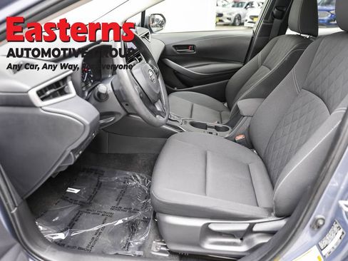 Used 2025 Toyota Corolla LE FWD image 13