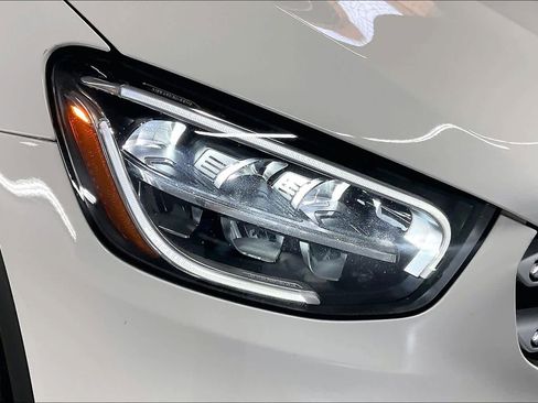 Used 2022 Mercedes-Benz GLC 300 4MATIC image 28