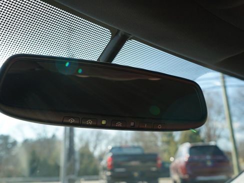 Used 2010 Nissan 370Z Touring w/ Sport Pkg image 33