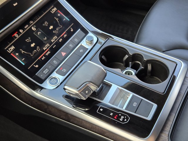 Used 2023 Audi Q8 Premium AWD/4WD image 21