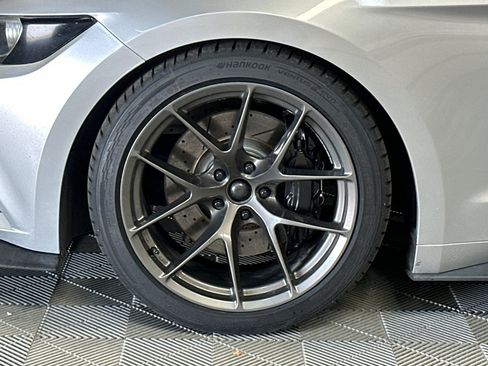 Used 2016 Ford Mustang Coupe RWD image 41