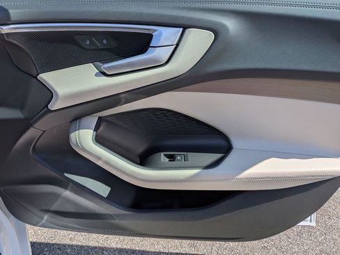 Used 2025 Audi A5 2.0T Premium w/ Convenience Package AWD/4WD image 33