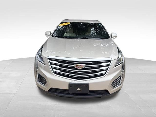 Used 2017 Cadillac XT5 FWD image 2