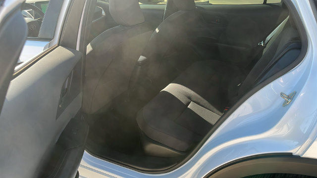 Used 2025 Toyota Prius LE FWD image 20