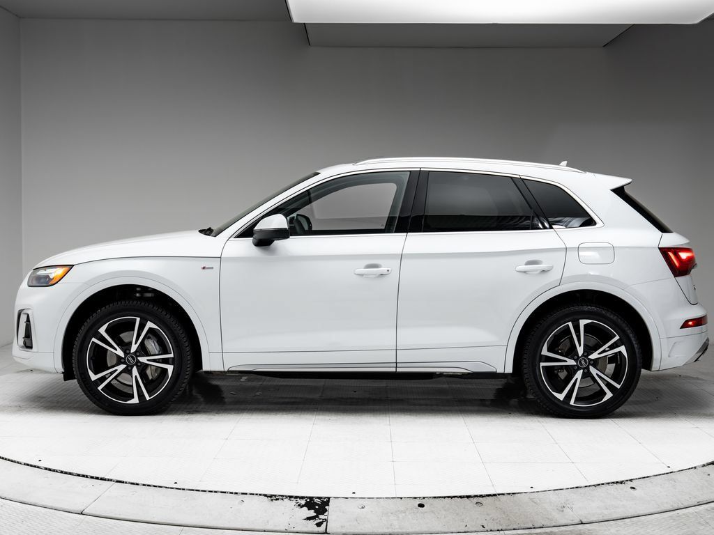 Used 2021 Audi Q5 e Premium Plus AWD/4WD image 2
