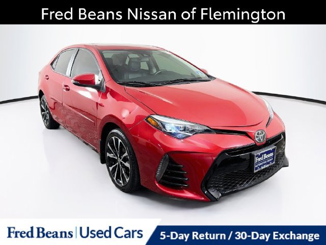 Used 2018 Toyota Corolla XSE w/ Carpet Mat Package (TMS) FWD image 1
