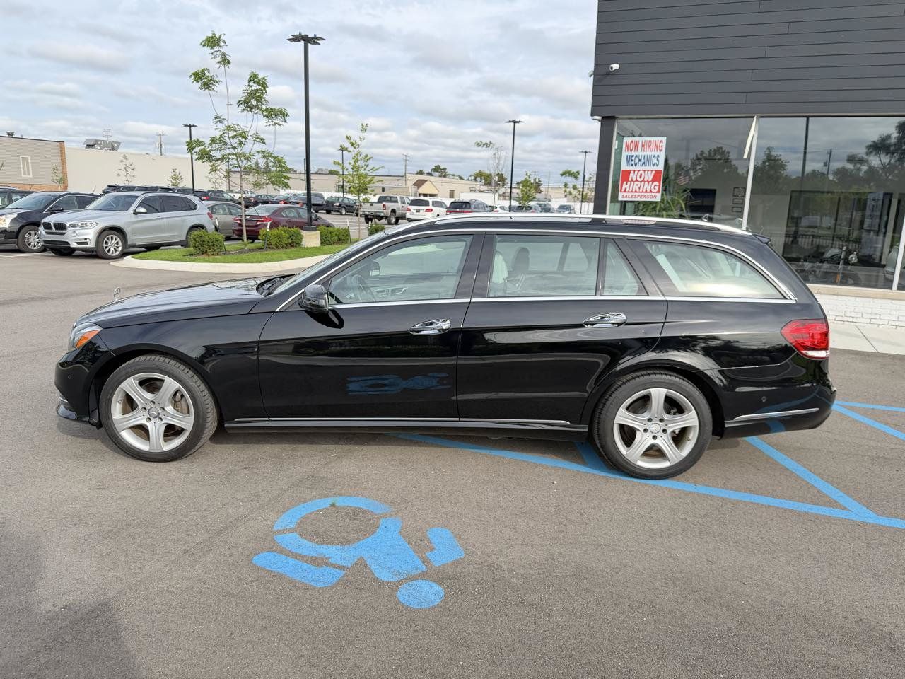 Used 2015 Mercedes-Benz E 350 4MATIC Wagon image 8