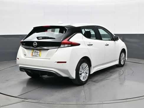 Used 2023 Nissan Leaf S image 5