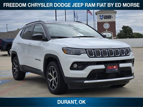 Used 2024 Jeep Compass Limited AWD/4WD image 2