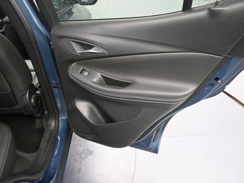 Used 2024 Buick Encore GX Avenir w/ Avenir Convenience Package FWD image 18