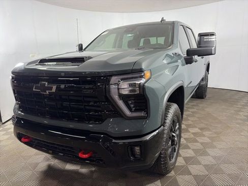 New 2026 Chevrolet Silverado 2500 LT w/ Trail Boss Package AWD/4WD image 1
