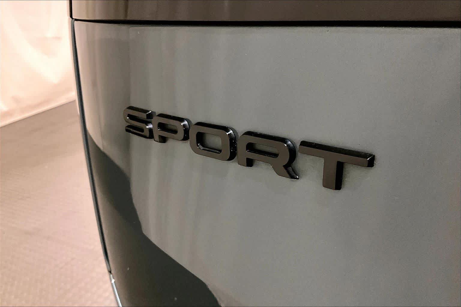Used 2023 Land Rover Range Rover Sport SE Dynamic AWD/4WD image 17