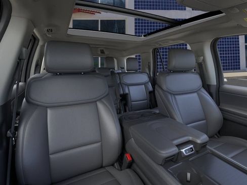 New 2026 Ford Expedition Active AWD/4WD image 34