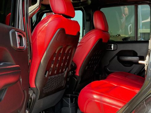 Used 2020 Jeep Wrangler Unlimited Rubicon AWD/4WD image 33