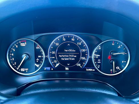 Used 2022 Buick Enclave Avenir w/ Avenir Technology Package image 27