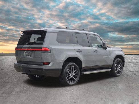 Certified 2024 Lexus GX 550 w/ Accessory Package (Z1) AWD/4WD image 9