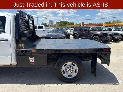 Used 2019 Chevrolet Silverado 2500 W/T w/ WT Convenience Package AWD/4WD image 3