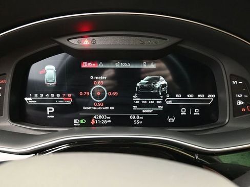 Used 2021 Audi RS Q8 AWD/4WD image 24