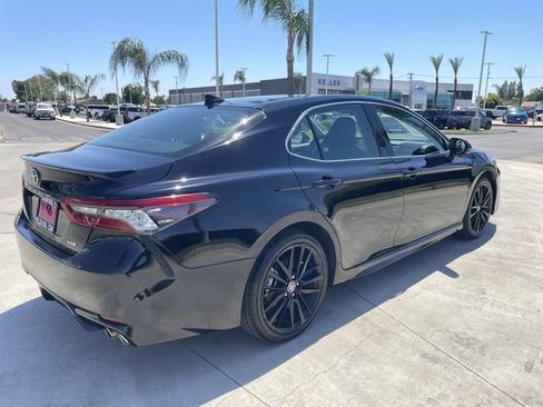Used 2024 Toyota Camry XSE FWD image 8