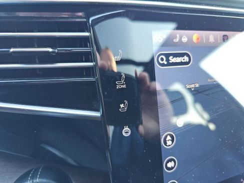 Used 2022 Jeep Grand Wagoneer Series I w/ Flexible Seating Group image 21