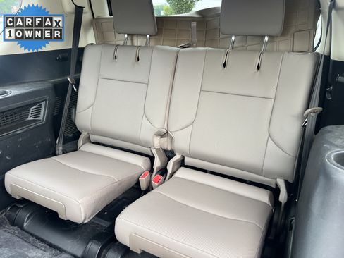 Used 2021 Lexus GX 460 Premium w/ Premium Package AWD/4WD image 32