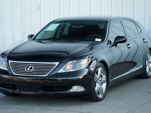 Used 2007 Lexus LS 460 L image 49
