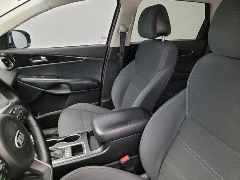 Used 2016 Kia Sorento AWD w/ LX Convenience Package image 17