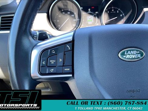 Used 2019 Land Rover Discovery Sport SE AWD/4WD image 18