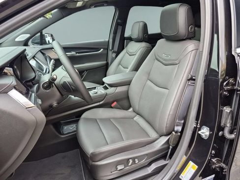 New 2026 Cadillac XT5 Premium Luxury w/ Driver Assist Package AWD/4WD image 19