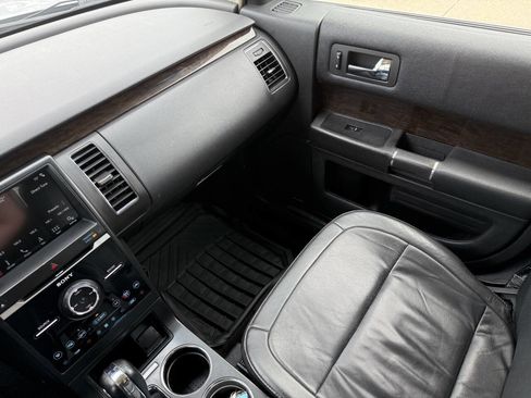 Used 2019 Ford Flex Limited image 27