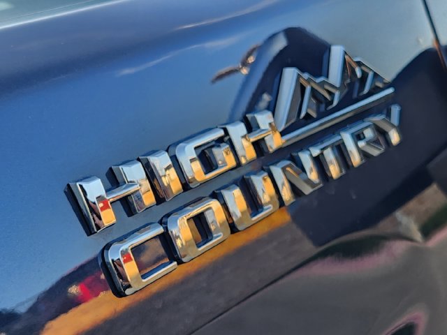 Used 2022 Chevrolet Silverado 3500 High Country AWD/4WD image 13