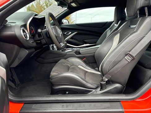 Used 2020 Chevrolet Camaro SS image 12