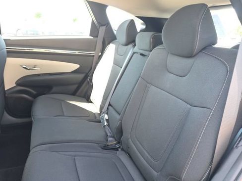 Certified 2024 Hyundai Tucson SE FWD image 6