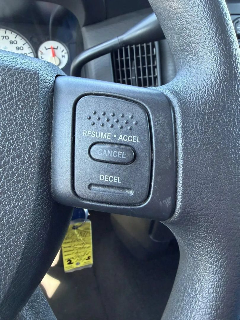 Used 2005 Dodge Ram 1500 Truck SLT RWD image 16