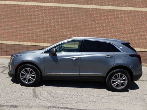 Used 2021 Cadillac XT5 Premium Luxury w/ LPO, Floor Liner Package AWD/4WD image 6