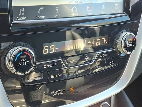 Used 2017 Nissan Murano SL w/ SL Technology Package AWD/4WD image 16