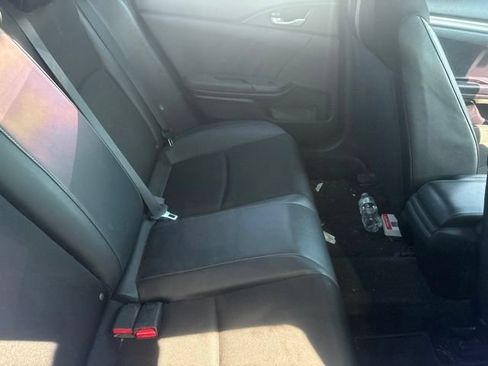 Used 2019 Honda Civic Sport image 8