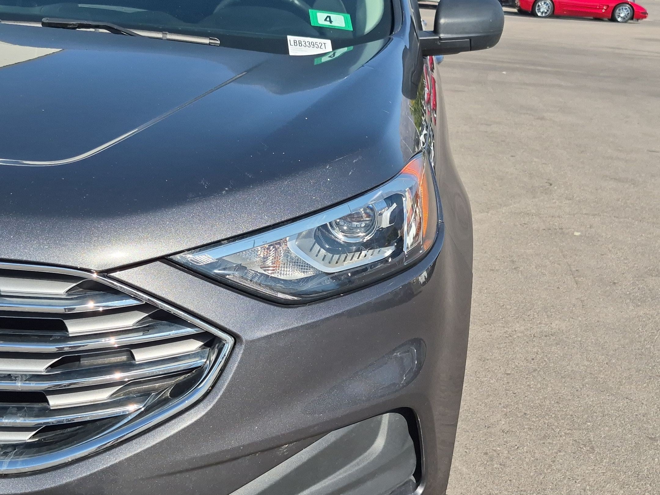 Used 2020 Ford Edge SE AWD/4WD image 12