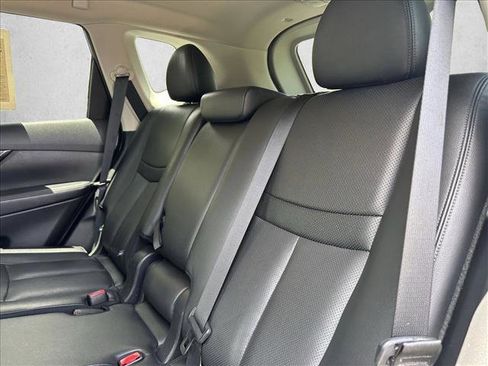 Used 2019 Nissan Rogue SL AWD/4WD image 24