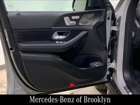 Certified 2024 Mercedes-Benz GLS 450 4MATIC image 22