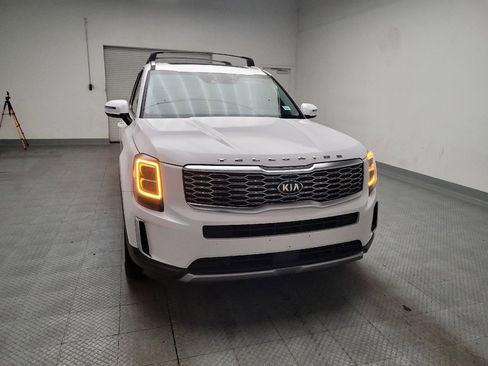 Used 2021 Kia Telluride EX w/ EX Premium Package FWD image 14