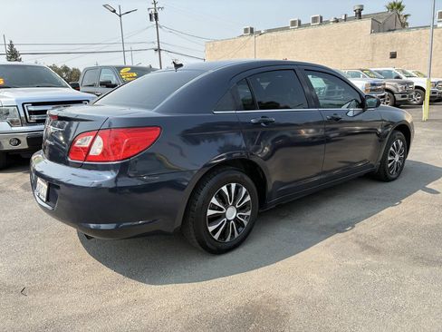 Used 2008 Chrysler Sebring LX FWD image 2