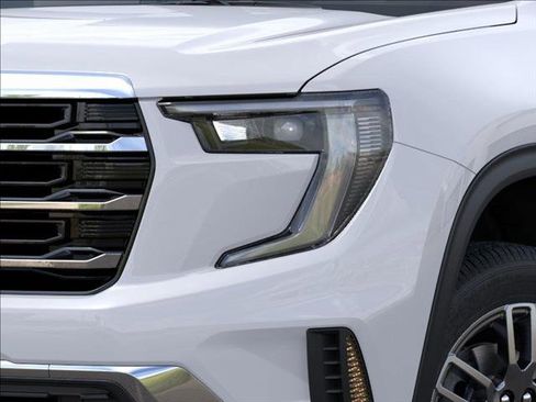 New 2026 GMC Acadia Elevation FWD image 10