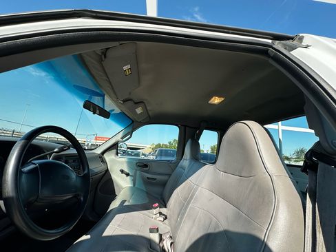 Used 1999 Ford F150 2WD SuperCab image 58