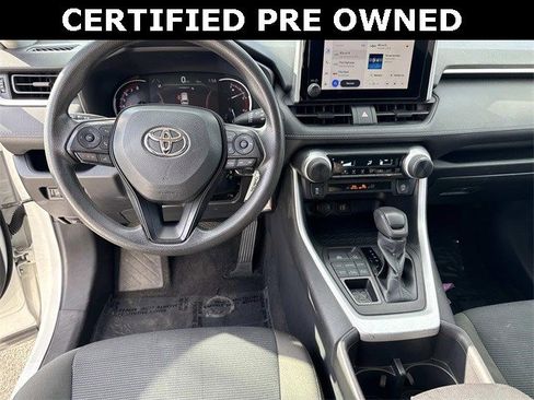 Used 2023 Toyota RAV4 LE image 17