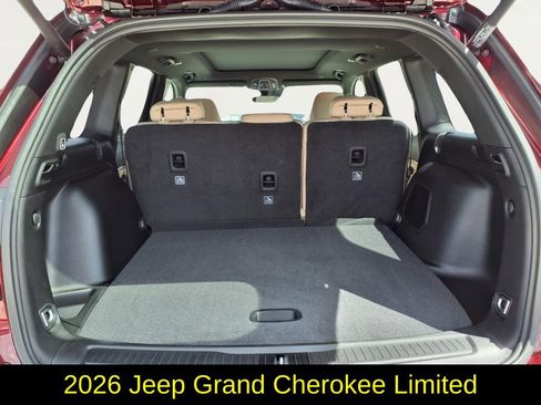 New 2026 Jeep Grand Cherokee Limited w/ Limited Altitude Package AWD/4WD image 6