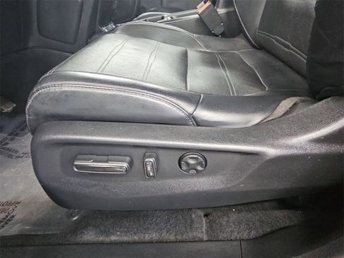 Used 2022 Honda CR-V EX-L image 27