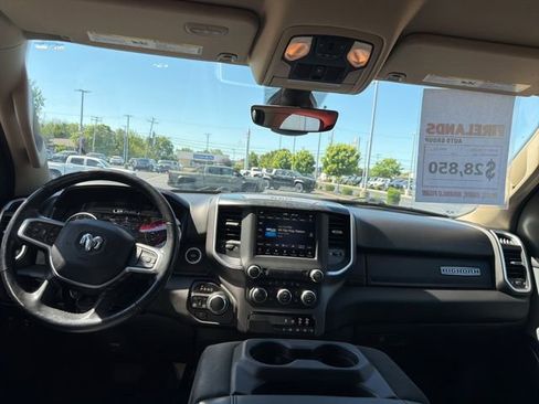 Used 2020 RAM 1500 Big Horn AWD/4WD image 14