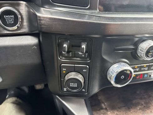 Certified 2023 Ford F250 Lariat w/ Chrome Package image 30